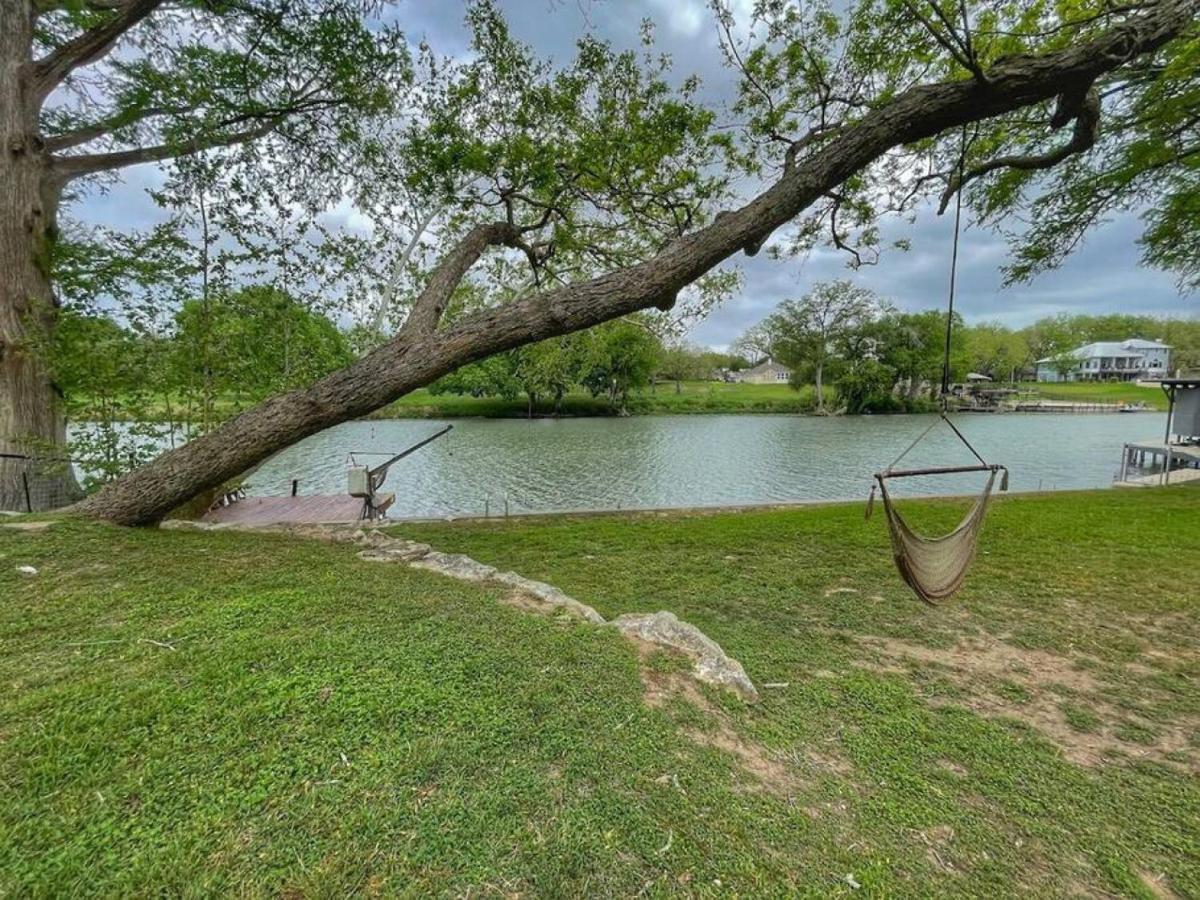 The Farm House New Braunfels Exterior photo