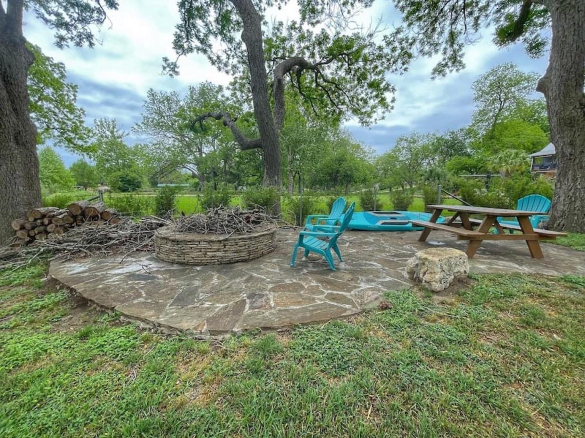 The Farm House New Braunfels Exterior photo