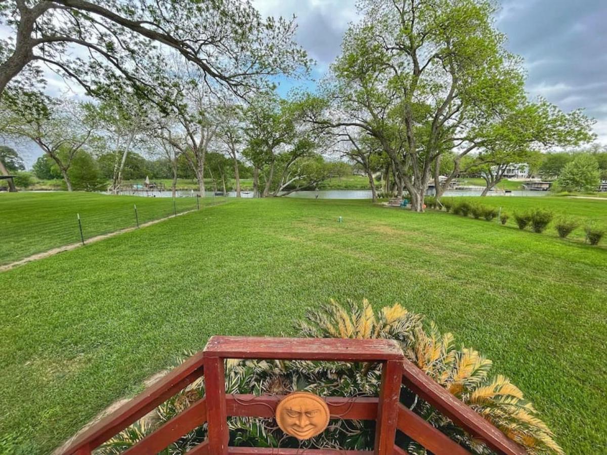 The Farm House New Braunfels Exterior photo